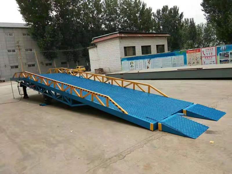 临沂汽车登车桥